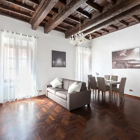 A World Aparts - 143 Sistina Lejlighed *